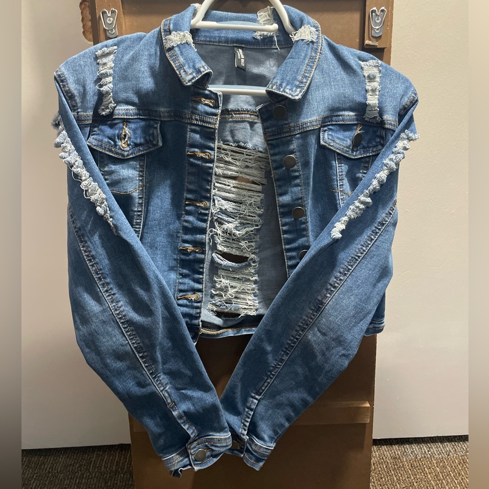 American bazi boutique Jean jacket size small